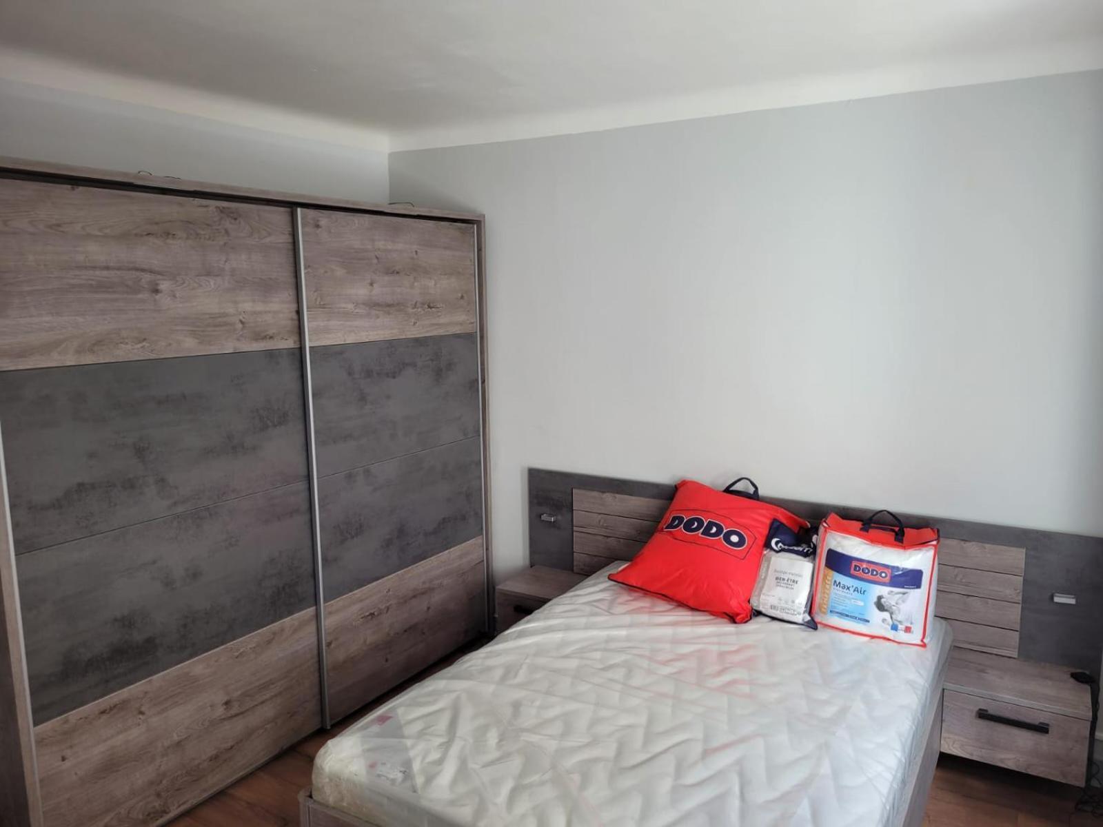 2 Chambres Chez L'Habitant Poitiers Buitenkant foto